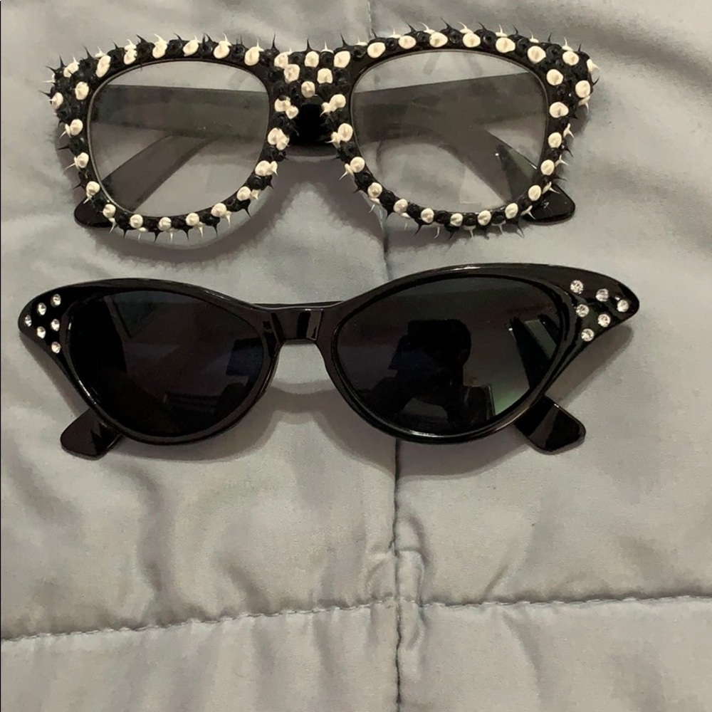 2 set glasses